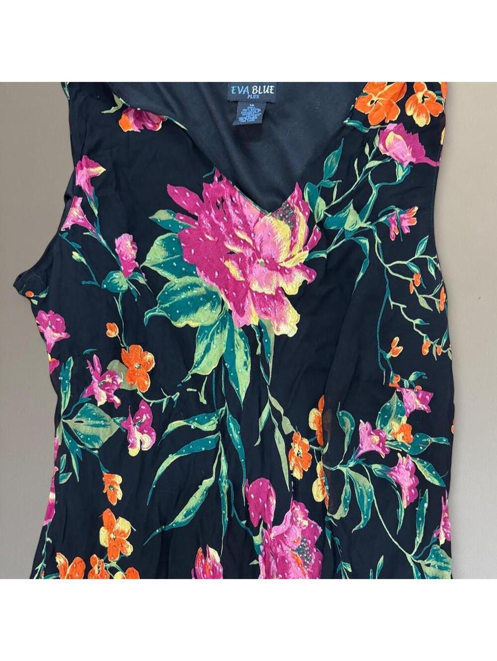 90s beaded floral maxi dress from Eva Blue. - Picture 2 of 5
